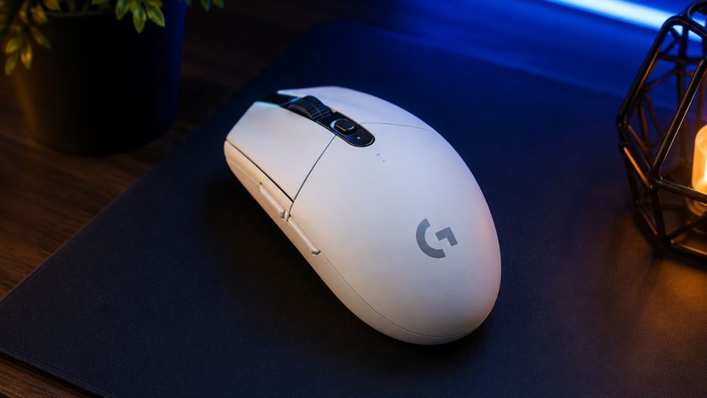 Logitech G305
